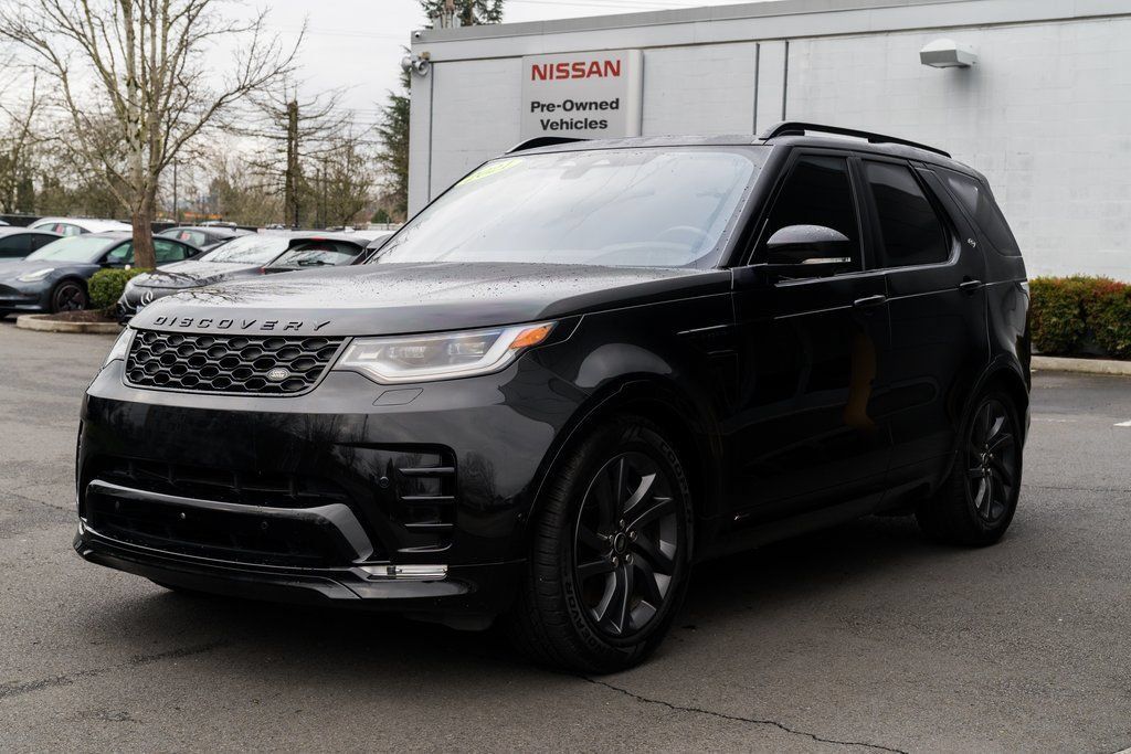 Used 2021 Land Rover Discovery S R-Dynamic AWD/4WD image 3