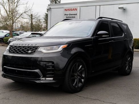 Used 2021 Land Rover Discovery S R-Dynamic AWD/4WD image 3