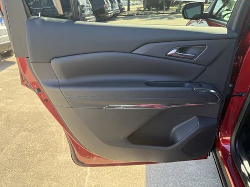 New 2026 Chevrolet Traverse LT w/ Midnight/Sport Edition image 28