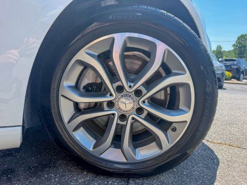 Used 2015 Mercedes-Benz C 300 Sedan image 20