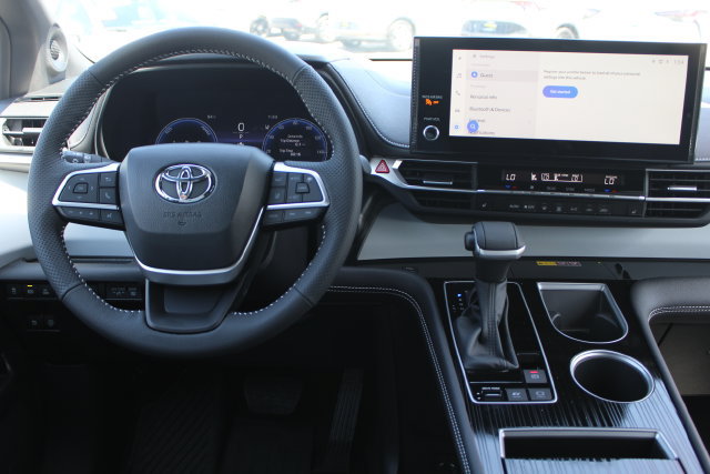 Certified 2026 Toyota Sienna XSE FWD image 44