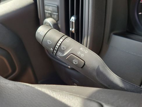 Used 2026 Chevrolet Silverado 1500 Custom RWD image 27