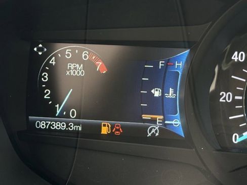 Used 2020 Ford Fusion SE image 15