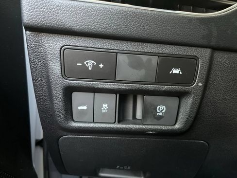 Used 2023 Hyundai Sonata SEL FWD image 13