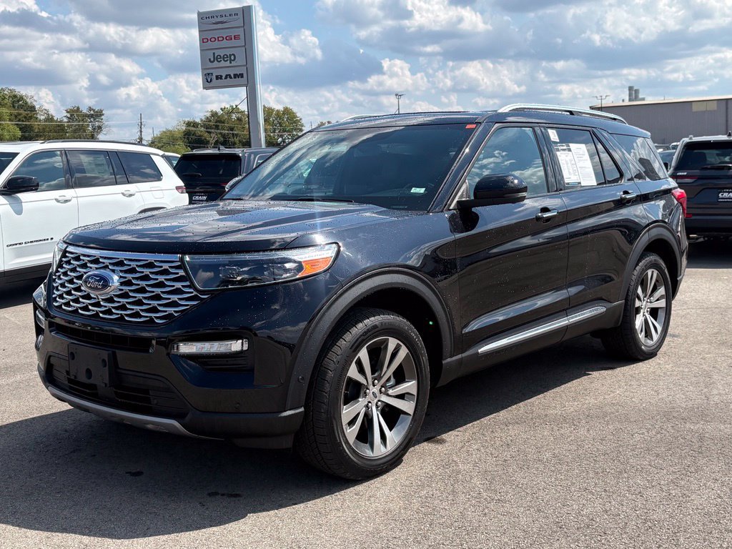 Used 2020 Ford Explorer Platinum w/ Premium Technology Package AWD/4WD image 3