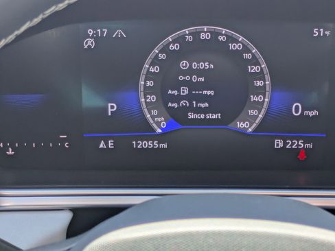 Used 2025 Volkswagen Taos SE AWD/4WD image 24