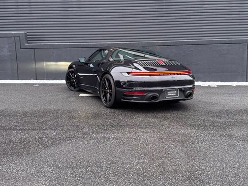 Certified 2021 Porsche 911 Targa 4S image 3
