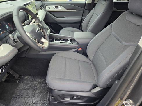 New 2026 Ford Explorer Active RWD image 19