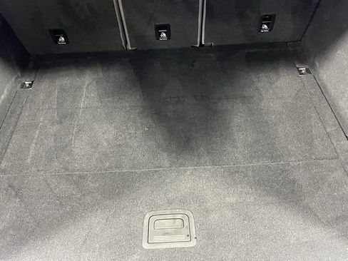 Used 2023 Audi SQ5 Prestige w/ Prestige Package image 29