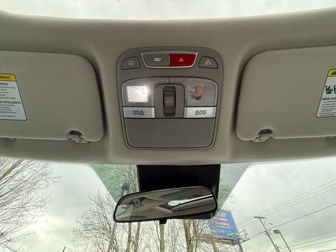 Used 2024 Kia Telluride S w/ S Sunroof Package image 37