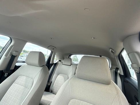 Used 2023 Honda HR-V LX image 10