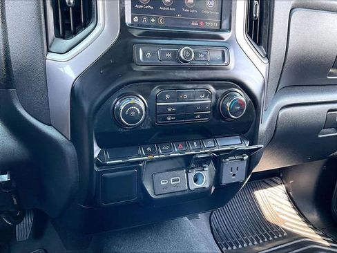 Used 2021 Chevrolet Silverado 1500 Custom AWD/4WD image 26