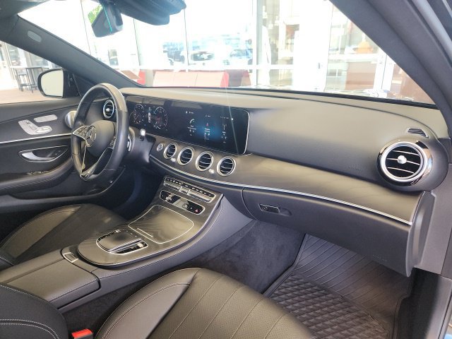 Used 2022 Mercedes-Benz E 350 4MATIC Sedan image 26