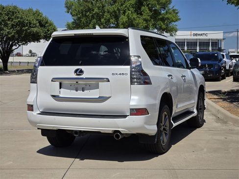Used 2022 Lexus GX 460 Premium w/ Premium Package image 4