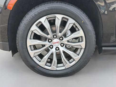 Used 2021 GMC Yukon Denali w/ Denali Ultimate Package image 43