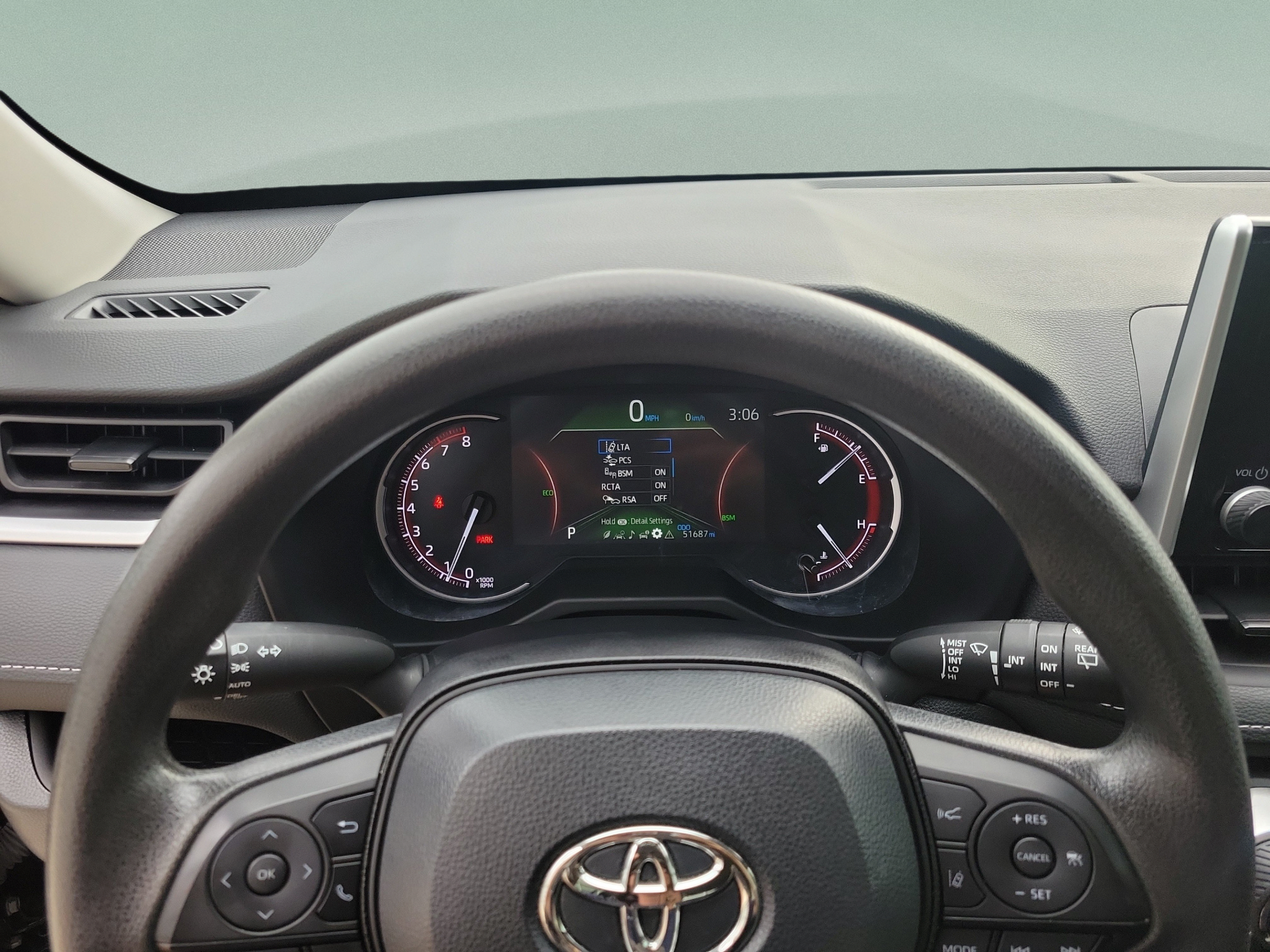 Used 2024 Toyota RAV4 XLE AWD/4WD image 15