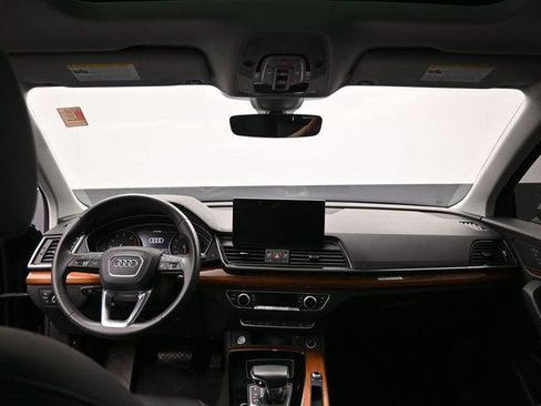 Used 2023 Audi Q5 2.0T Premium w/ Convenience Package AWD/4WD image 27