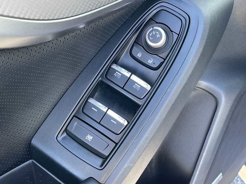 Used 2021 Subaru Crosstrek 2.5i Limited w/ Moonroof Package 2 image 19