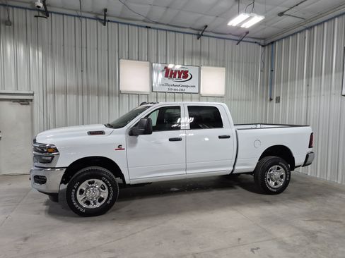 New 2025 RAM 2500 Tradesman w/ Chrome Appearance Group image 20