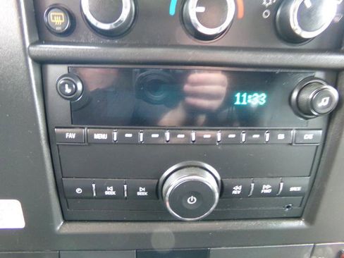 Used 2019 GMC Savana 3500 LS w/ Cold Climate Package RWD image 21