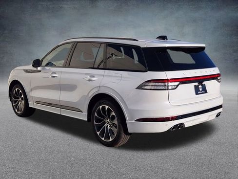 New 2026 Lincoln Aviator AWD w/ Jet Appearance Package image 5