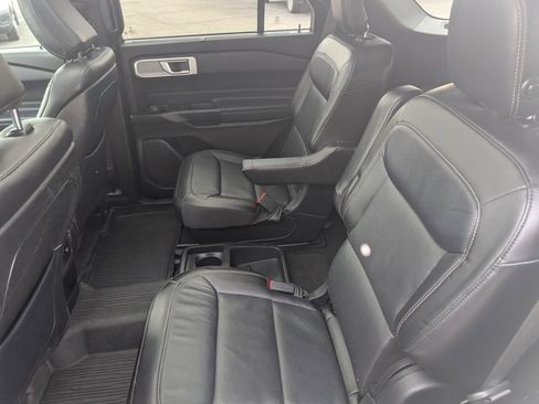 Used 2020 Ford Explorer Limited w/ Class III Trailer Tow Package image 24