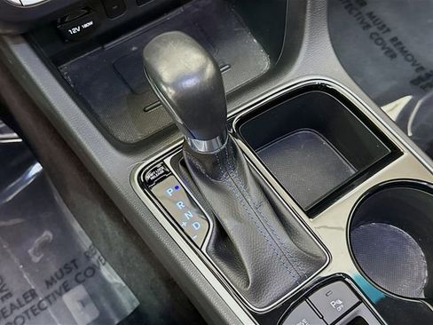 Used 2019 Hyundai Sonata Limited image 17