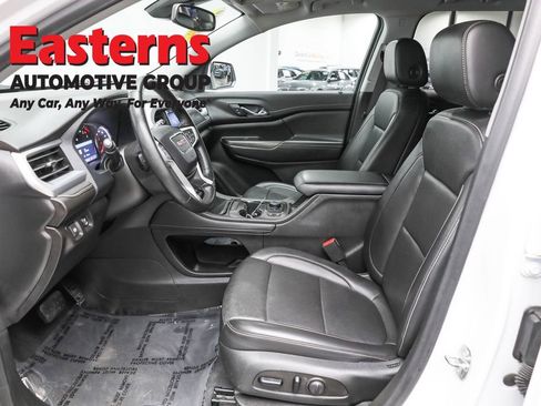 Used 2023 GMC Acadia SLT image 14