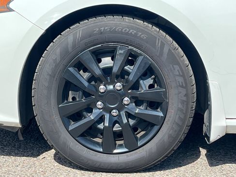 Used 2020 Nissan Altima 2.5 S FWD image 12