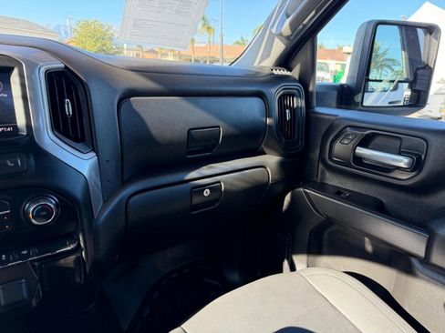 Used 2021 Chevrolet Silverado 2500 W/T w/ WT Fleet Convenience Package image 43