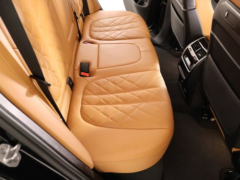 Used 2026 BMW X5 xDrive40i w/ M Sport Package AWD/4WD image 15