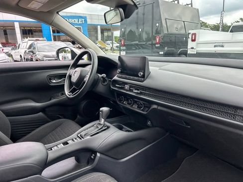 Used 2023 Honda HR-V LX image 30