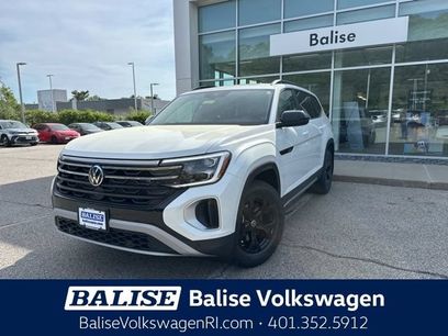 New 2026 Volkswagen Atlas Peak Edition