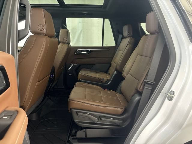 Used 2026 Chevrolet Tahoe High Country w/ Sun And Tow Package AWD/4WD image 38