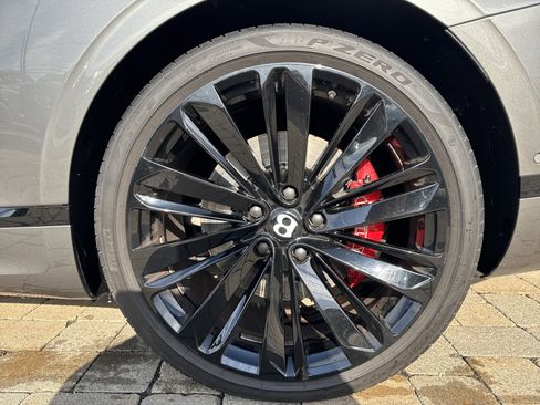 Used 2022 Bentley Continental GT Speed image 31