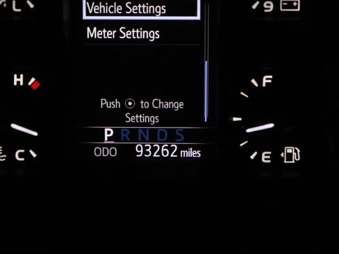 Used 2019 Toyota Tundra Platinum image 15