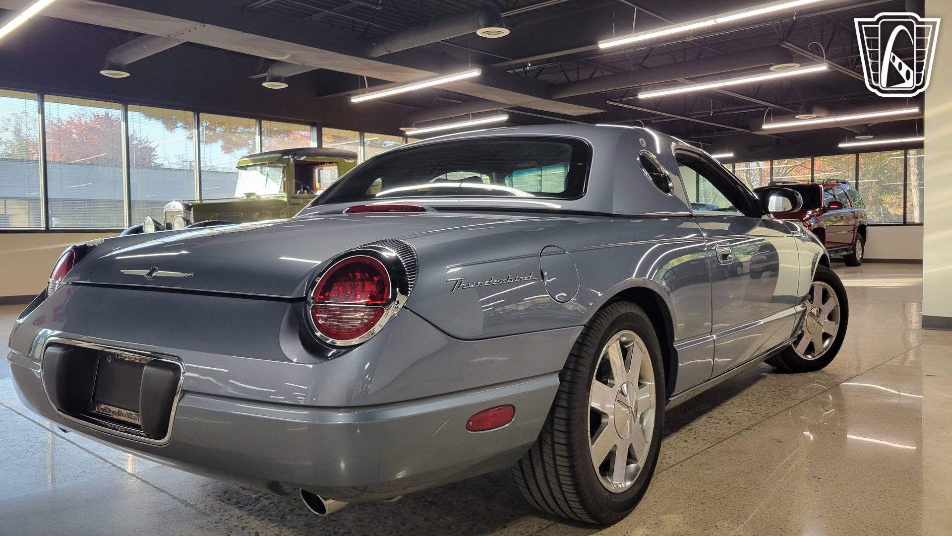 Used 2005 Ford Thunderbird RWD image 31