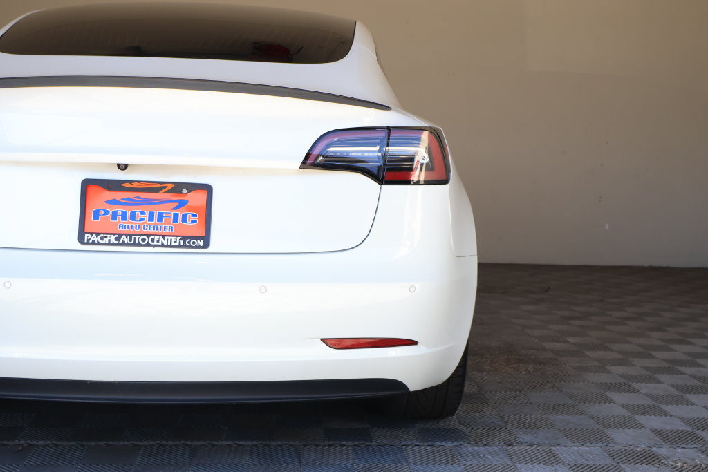 Used 2019 Tesla Model 3 Performance AWD/4WD image 12