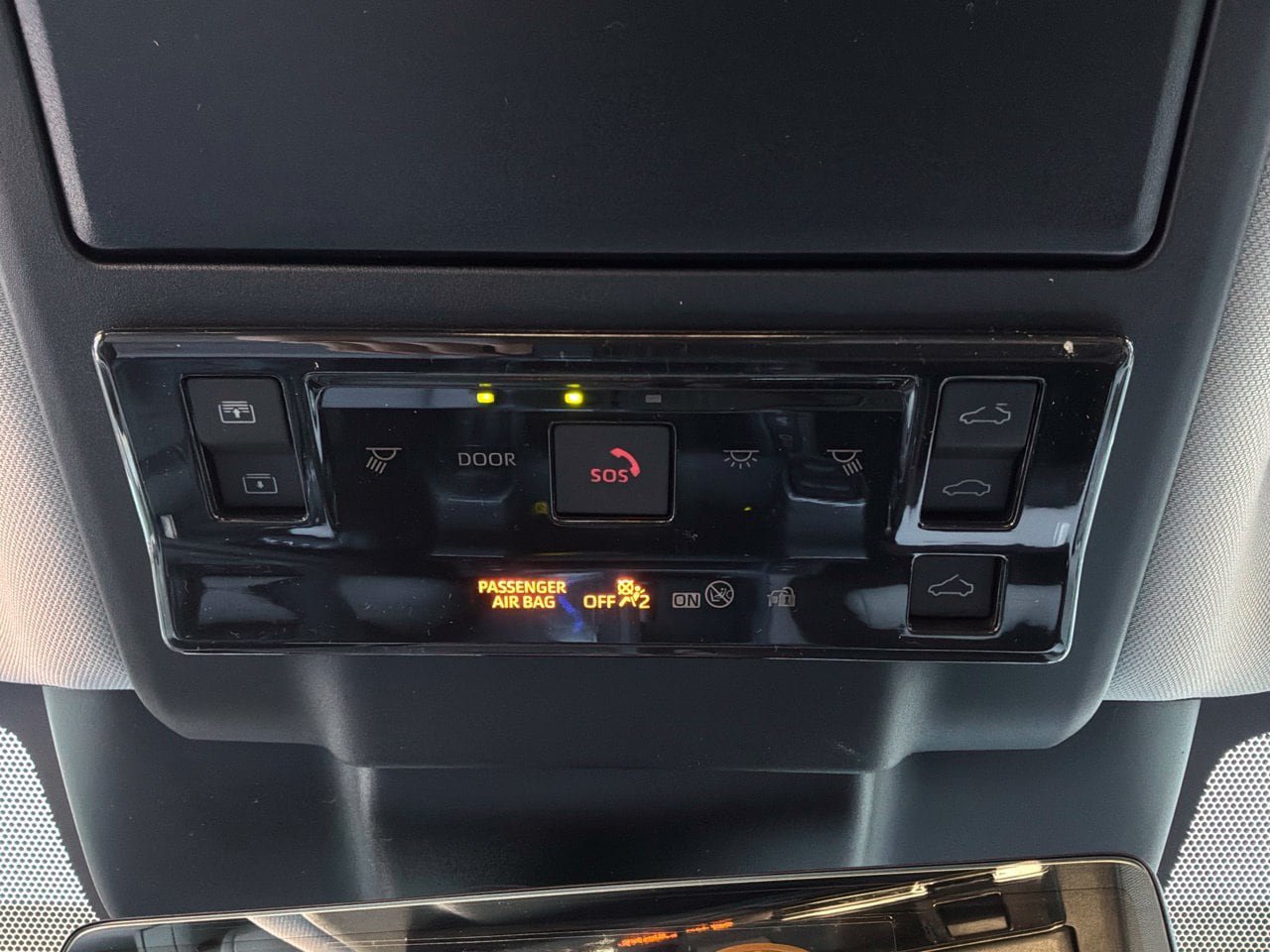 Used 2024 Toyota Tundra Limited w/ TRD Off-Road Package AWD/4WD image 20