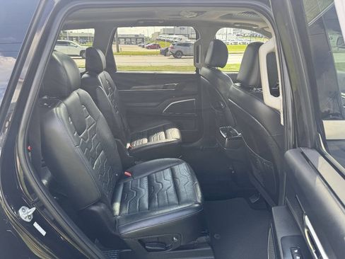 Used 2020 Kia Telluride SX w/ SX Prestige Package AWD/4WD image 14