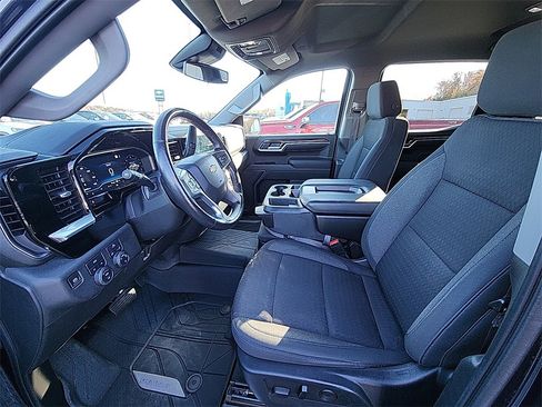 Used 2022 Chevrolet Silverado 1500 LT w/ Protection Package image 16