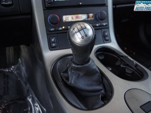 Used 2005 Chevrolet Corvette Coupe w/ Preferred Equipment Group RWD image 18