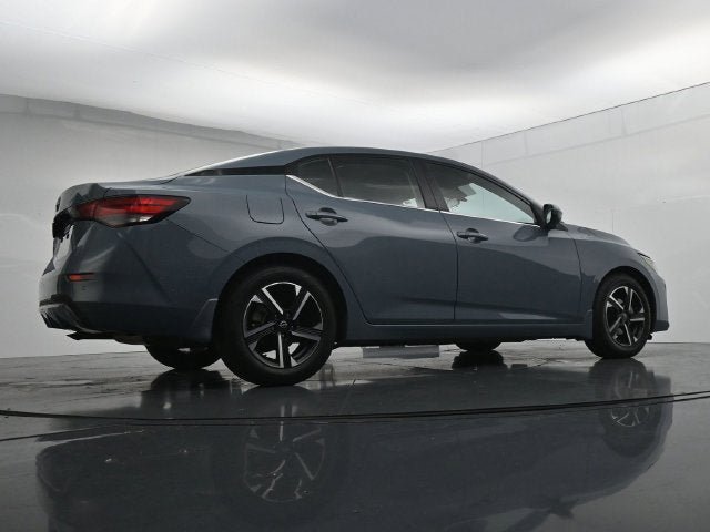 Used 2025 Nissan Sentra SV FWD image 41