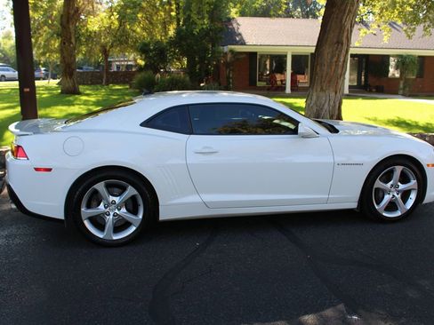 Used 2015 Chevrolet Camaro SS image 3
