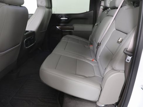 Used 2021 GMC Sierra 1500 SLT image 4