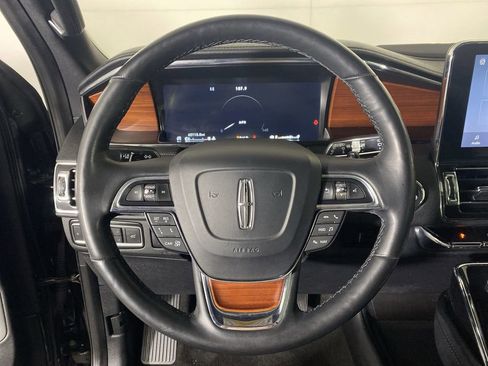 Used 2020 Lincoln Navigator L Reserve w/ Equipment Group 208A Reserve image 14