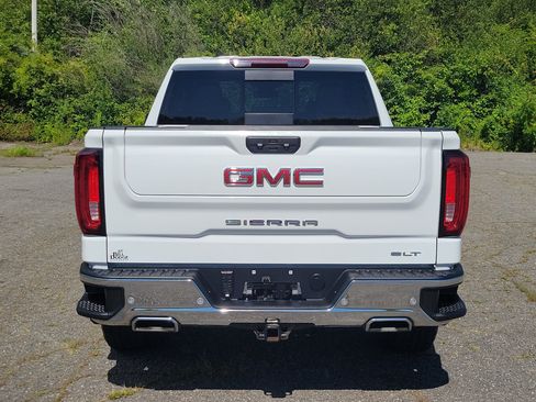 Used 2024 GMC Sierra 1500 SLT w/ SLT Premium Plus Package AWD/4WD image 6