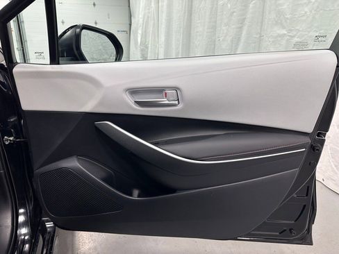 Used 2025 Toyota Corolla SE image 54