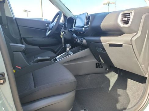 New 2026 Hyundai Venue SE image 17