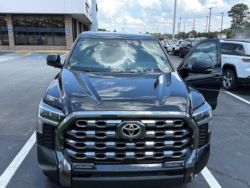 Used 2023 Toyota Tundra Platinum AWD/4WD image 7